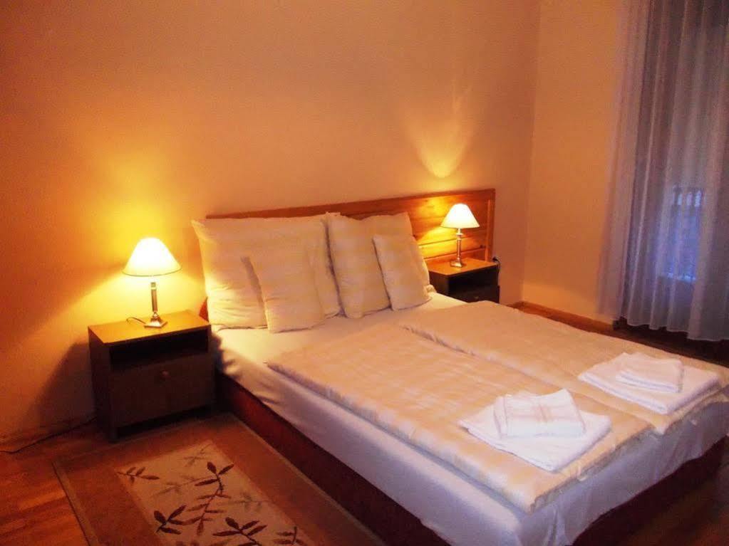 Villa City Center Heviz Ngoại thất bức ảnh